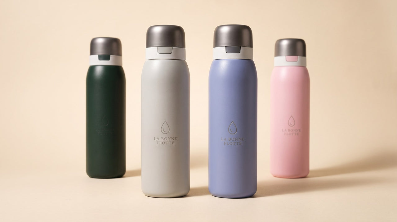 Les quatre coloris de la gourde La Bonne Flotte : Vert Forêt, Gris Perle, Bleu Ciel, Rose Poudré